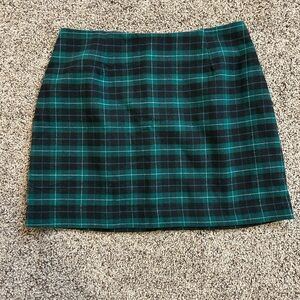 Old Navy Green and Black Plaid Mini Skirt
